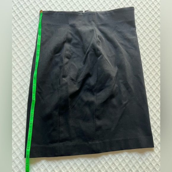 2 Skirt Bundle: A Taylor/B Republic - Picture 2 of 15